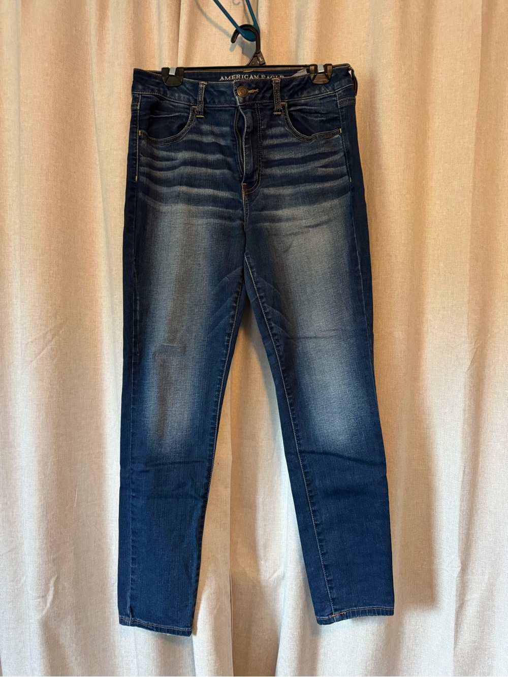 American Eagle Hi-Rise Jegging